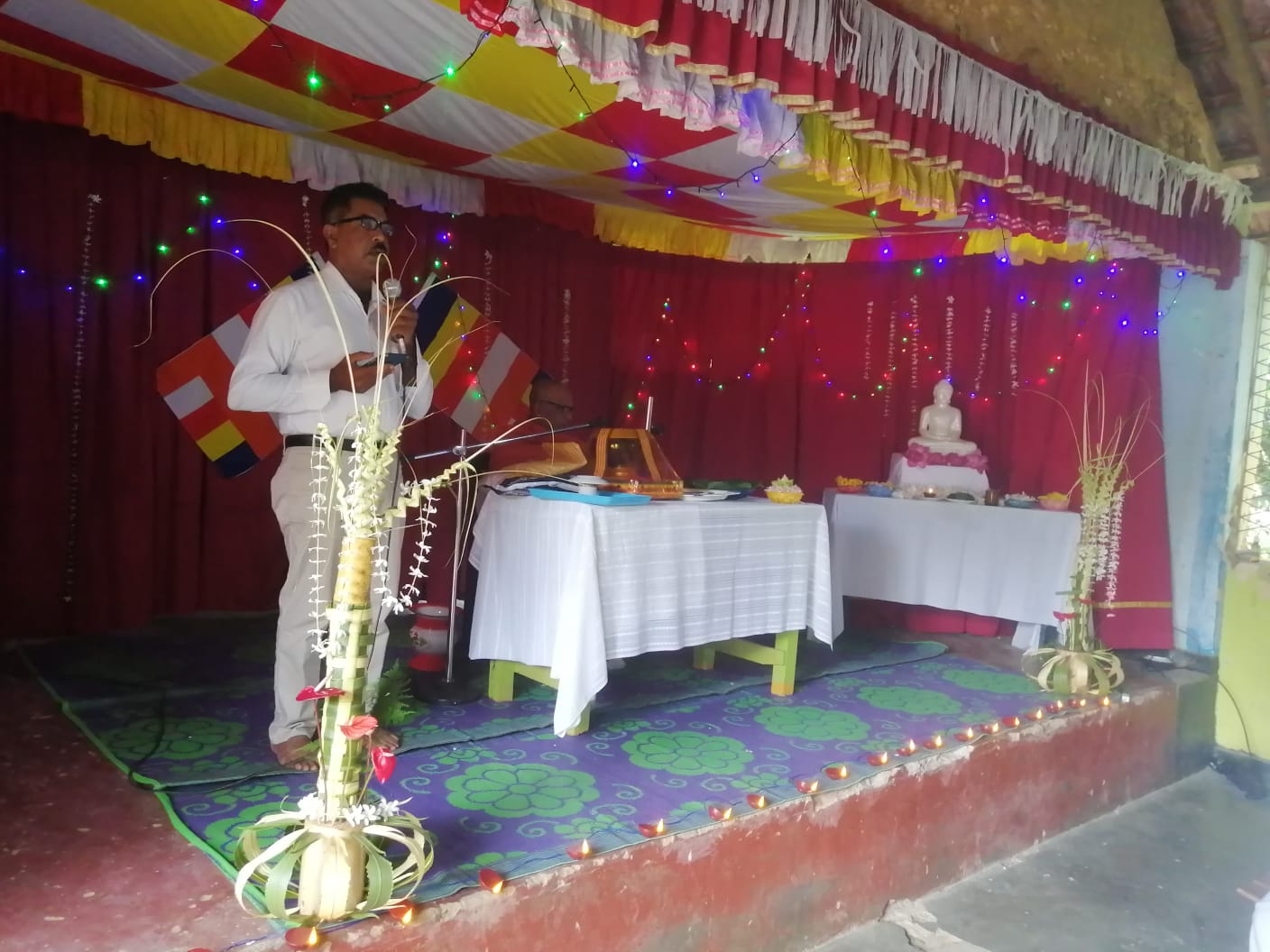 පාසලේ වෙසක් දින වැඩසටහන